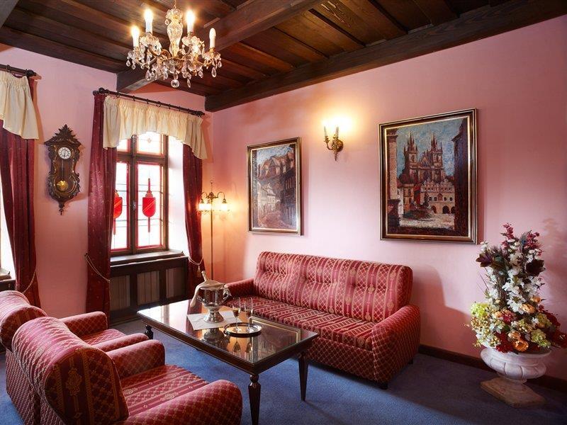 Hotel U Pava Prag Exterior foto